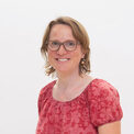 Porträt von Sabine Bodner. der Leiterin des Medienzentrums Bonn
